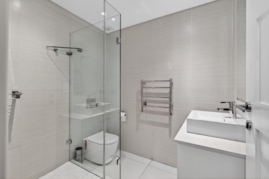 3 Bedroom Property for Sale in Vredehoek Western Cape